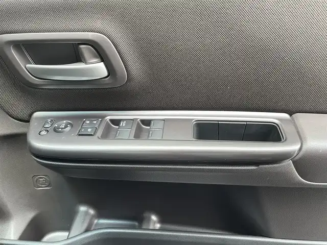 ホンダ フリード G ホンダセンシング 滋賀県 2020(令2)年 2.7万km ミッドナイトブルービームM 禁煙車/純正９型ナビ/（CD/DVD/SD/USB/Bluetooth/フルセグTV）/バックカメラ/ビルトインETC/両側電動スライドドア/路外逸脱抑制システム/レーンキープアシストシステム/衝突被害軽減システム/標識認識機能/アダプティブクルーズコントロール/ステアリングリモコン/シートヒーター/LEDヘッドライト/オートヘッドライト/フロント熱線/純正フロアマット/オートリトラーミラー/リアロールサンシェイド/スマートキー