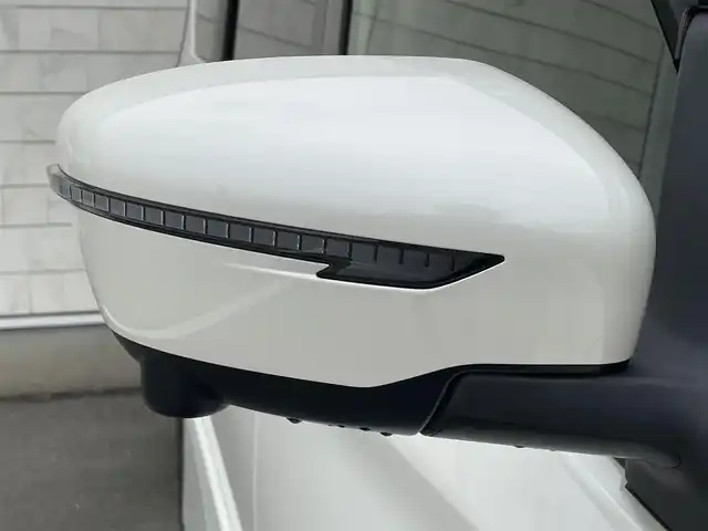 日産 セレナ ハイウェイスター 福岡県 2020(令2)年 1.2万km ブリリアントホワイトパール 純正10型SDナビ（フルセグTV/CD/DVD/BT)アラウンドビューモニタープロパイロットエマージェンシーブレーキコーナーセンサーブラインドスポット両側パワスラETCUSBポート純正LEDヘットライト純正16インチアルミホイール純正フロアマットスマートキープッシュスタート