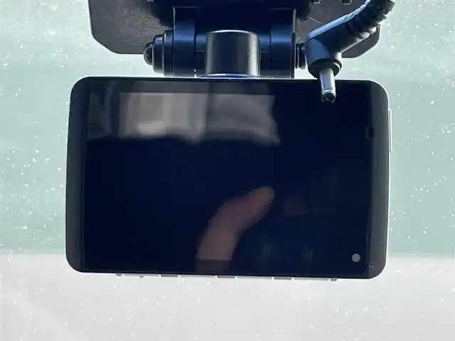 スバル ステラ カスタム RS 滋賀県 2012(平24)年 14.8万km パールホワイトⅢ 社外SDナビ/【フルセグTV、CD・DVD再生可能、Bluetooth】/車線逸脱警報/横滑り防止装置/ETC/ドライブレコーダー/アイドリングストップ/HIDヘッドライト/オートライト/純正15インチAW/フロント、サイド、リアエアロ/ウィンカーミラー/アイドリングストップ/プッシュスタート/スマートキー/純正フロアマット/スペアキー/取扱説明書/保証書
