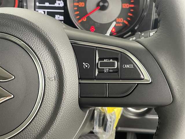スズキ ジムニー XC 埼玉県 2025(令7)年 0.1万km未満 ミディアムグレー ・届出済未使用車/・パートタイム4WD/・デュアルセンサーブレーキサポート/・シートヒーター /・スマートキー/・プッシュスタート/・オートLEDヘッドライト/・電動格納ミラー/・純正１６インチアルミホール