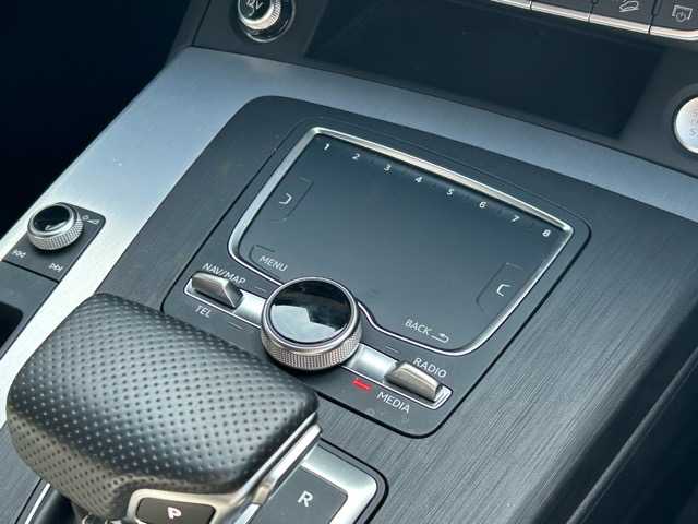 アウディ Ｑ５ 40TDIクワトロ スポーツ 静岡県 2019(令1)年 3.1万km デイトナグレーパールエフェクト Slineパッケージ/MMiナビフルセグTV Bluetooth/サラウンドカメラ/ハーフレザーシート シートヒーター /前席パワーシート運転席メモリー機能/バーチャルコクピット/LEDヘッドライト/アウディプレセンス衝突軽減ブレーキACC/レーン　サイドアシスト/パワーバックドア /ドライブセレクト /DSRCETC