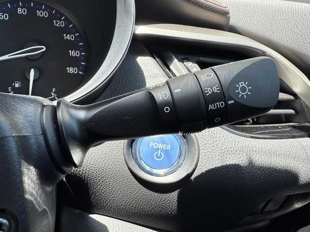 トヨタ Ｃ－ＨＲ G 千葉県 2019(平31)年 5.5万km ブラックマイカ 純正７インチナビ/バックカメラ/モデリスタエアロ/クルーズコントロール/ブレーキホールド/ハーフレザーシート/純正アルミホイール/ビルトインＥＴＣ/前後コーナーセンサー/シートヒーター