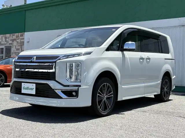 三菱 デリカＤ：５ アーバンギア G パワーパッケージ 徳島県 2019(平31)年 2.8万km ウォームホワイトパール 純正10インチナビ　/フルセグ/バックカメラ/全方位カメラ/追従式クルーズコントロール/ビルトインETC/前方ドライブレコーダー/両側電動スライドドア/エレクトリックテールゲート/純正リアカーテン/前席シートヒーター/パワーシート/エレクトリックテールゲート/純正フロアマット/スマートキー