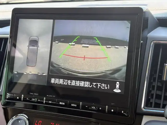 三菱 デリカＤ：５ アーバンギア G パワーパッケージ 徳島県 2019(平31)年 2.8万km ウォームホワイトパール 純正10インチナビ　/フルセグ/バックカメラ/全方位カメラ/追従式クルーズコントロール/ビルトインETC/前方ドライブレコーダー/両側電動スライドドア/エレクトリックテールゲート/純正リアカーテン/前席シートヒーター/パワーシート/エレクトリックテールゲート/純正フロアマット/スマートキー