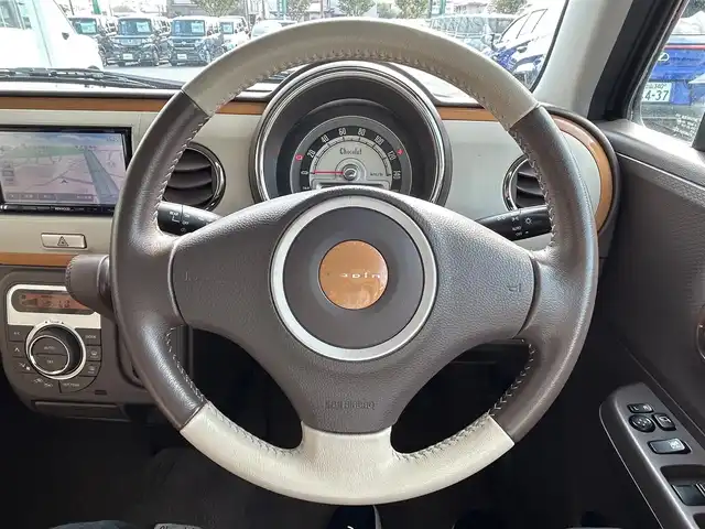 スズキ ラパン ショコラ X 静岡県 2014(平26)年 4.6万km フェニックスレッドパール 社外メモリナビ（ワンセグ TV、CDチェンジャー、DVD再生機能）/前後ドライブレコーダー/スマートキー（スペアキー１本）/オートエアコン/純正フロアマット/合皮シート/ベンチシート/ABS/オートライト/キセノンヘッドライト/Wエアバッグ