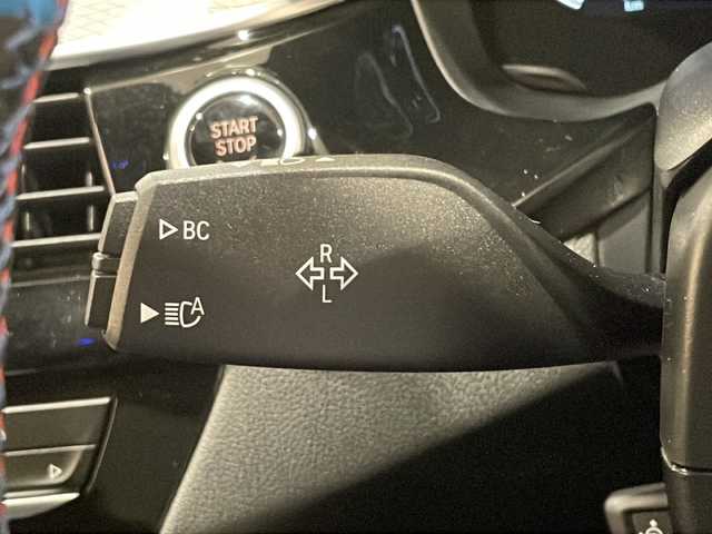 ＢＭＷ ５２３ｄ xDrive Mスピリット 群馬県 2020(令2)年 5.3万km サファイアブラックP ワンオーナー/BMWヘッドアップ・ディスプレイ/ドライビングアシストプラス/・ACC／アクティブ・クルーズ・コントロール（ストップ&ゴー機能付） /・ステアリング&レーン・コントロール・アシスト  /・レーン・ディパーチャー・ウォーニング（車線逸脱警告システム）/・レーン・チェンジ・ウォーニング/・アクティブ・サイド・コリジョン・プロテクション /・前車接近警告機能/・衝突回避・被害軽減ブレーキ（事故回避ステアリング付）/・後車衝突警告機能/・クロス・トラフィック・ウォーニング（フロント&リヤ）/BMWライブ・コックピット/・12.3インチ マルチ・ディスプレイ・メーター・パネル/・10.25インチ ワイド・コントロール・ディスプレイ（タッチ・パネル機能付）/・HDDナビゲーション・システム（VICS 3メディア対応）/社外グリル/置くだけ充電/前席パワーシート/前後ドライブレコーダー/保証書/取扱説明書/スペアキー