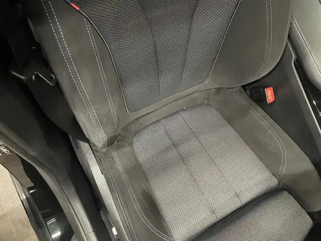 ＢＭＷ ５２３ｄ xDrive Mスピリット 群馬県 2020(令2)年 5.3万km サファイアブラックP ワンオーナー/BMWヘッドアップ・ディスプレイ/ドライビングアシストプラス/・ACC／アクティブ・クルーズ・コントロール（ストップ&ゴー機能付） /・ステアリング&レーン・コントロール・アシスト  /・レーン・ディパーチャー・ウォーニング（車線逸脱警告システム）/・レーン・チェンジ・ウォーニング/・アクティブ・サイド・コリジョン・プロテクション /・前車接近警告機能/・衝突回避・被害軽減ブレーキ（事故回避ステアリング付）/・後車衝突警告機能/・クロス・トラフィック・ウォーニング（フロント&リヤ）/BMWライブ・コックピット/・12.3インチ マルチ・ディスプレイ・メーター・パネル/・10.25インチ ワイド・コントロール・ディスプレイ（タッチ・パネル機能付）/・HDDナビゲーション・システム（VICS 3メディア対応）/社外グリル/置くだけ充電/前席パワーシート/前後ドライブレコーダー/保証書/取扱説明書/スペアキー