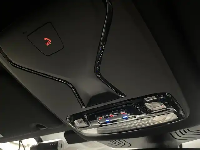ＢＭＷ ５２３ｄ xDrive Mスピリット 群馬県 2020(令2)年 5.3万km サファイアブラックP ワンオーナー/BMWヘッドアップ・ディスプレイ/ドライビングアシストプラス/・ACC／アクティブ・クルーズ・コントロール（ストップ&ゴー機能付） /・ステアリング&レーン・コントロール・アシスト  /・レーン・ディパーチャー・ウォーニング（車線逸脱警告システム）/・レーン・チェンジ・ウォーニング/・アクティブ・サイド・コリジョン・プロテクション /・前車接近警告機能/・衝突回避・被害軽減ブレーキ（事故回避ステアリング付）/・後車衝突警告機能/・クロス・トラフィック・ウォーニング（フロント&リヤ）/BMWライブ・コックピット/・12.3インチ マルチ・ディスプレイ・メーター・パネル/・10.25インチ ワイド・コントロール・ディスプレイ（タッチ・パネル機能付）/・HDDナビゲーション・システム（VICS 3メディア対応）/社外グリル/置くだけ充電/前席パワーシート/前後ドライブレコーダー/保証書/取扱説明書/スペアキー