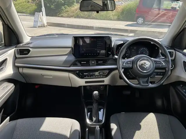 スズキ スイフト HYBRID MX 富山県 2024(令6)年 0.6万km 黄 純正メーカーナビ／/フルセグＴＶ／/Ｂｌｕｅｔｏｏｔｈ／/アラウンドビューモニター／/ＬＥＤオートライト／/ステアリングスイッチ／/レーダークルーズコントロール／/レーンキープアシスト/スマートキー／/前席シートヒーター／/コーナーセンサー