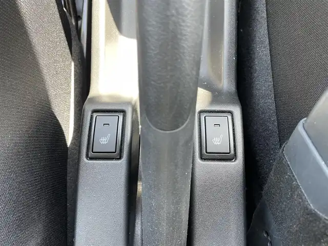 スズキ スイフト HYBRID MX 富山県 2024(令6)年 0.6万km 黄 純正メーカーナビ／/フルセグＴＶ／/Ｂｌｕｅｔｏｏｔｈ／/アラウンドビューモニター／/ＬＥＤオートライト／/ステアリングスイッチ／/レーダークルーズコントロール／/レーンキープアシスト/スマートキー／/前席シートヒーター／/コーナーセンサー