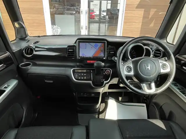 ホンダ Ｎ ＢＯＸ カスタム G ターボ Lパッケージ 宮崎県 2016(平28)年 5.2万km スマートブラック ケンウッド8型ナビ/フルセグTV/両側パワースライドドア/バックカメラ/ビルトインETC/クルーズコントロール/ターボ/HIDヘッドランプ/オートライト/オートエアコン/革巻きステアリング/パドルシフト/ハーフレザーシート/シートバックテーブル/純正15インチアルミホイール/スマートキー/プッシュエンジンスタート/禁煙車