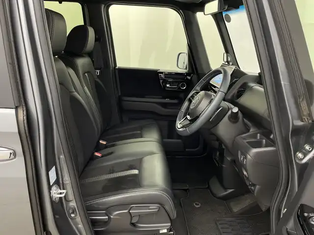ホンダ Ｎ ＢＯＸ カスタム L ターボ 鹿児島県 2021(令3)年 1.8万km シャイニンググレーM 純正8型ナビ/（AM/FM/CD/DVD/Bluetooth/フルセグ）/バックカメラ/両側パワースライドドア/ホンダセンシング/レーダークルーズコントロール/レーンキープアシスト/オートライト/オートハイビーム/前後ドライブレコーダー/パドルシフト/ハーフレザーシート/シートヒーター/ETC/LEDヘッドライト/スマートキー/純正フロアマット