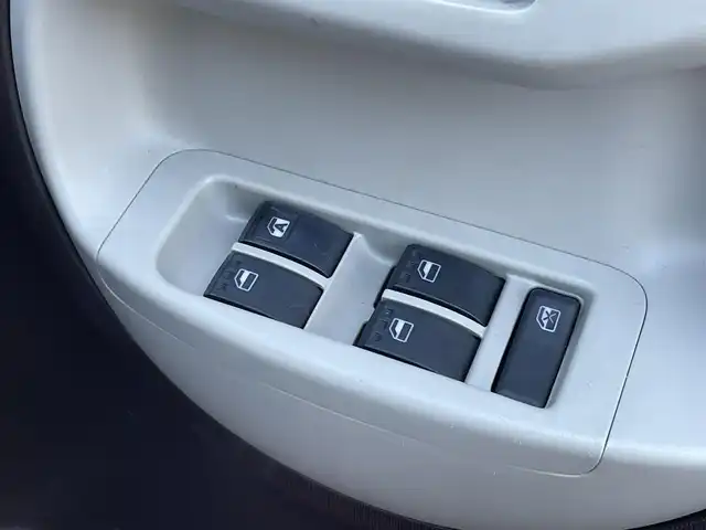トヨタ パッソ プラスハナ Cパッケージ 佐賀県 2013(平25)年 10万km ダークグリーンマイカM/ライトグレーM 純正HDDナビ/・バックカメラ/・ワンセグTV/BT/CD/DVD　/純正ドラレコ(DRT-H66A)/コーナーポール　/ワンタッチ開閉スイッチ/フロアマット/電動格納ミラー/ヘッドライトレベライザー/取説　/保証書