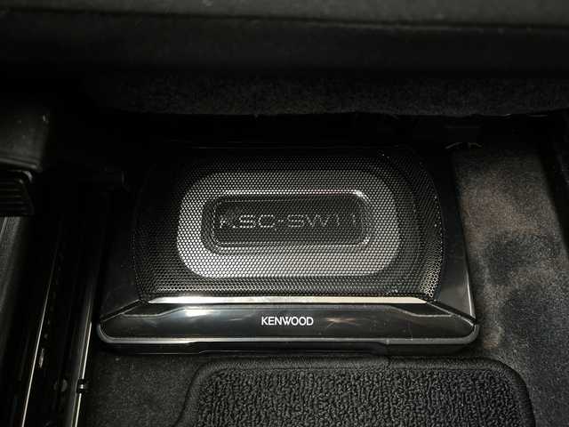 スズキ ジムニー XC 大阪府 2019(平31)年 4万km ジャングルグリーン ECLIPSEメモリーナビゲーション/SD/DVD/Bluetooth/フルセグ/スズキセーフティサポート/・デュアルセンサーブレーキサポート/・誤発信抑制機能/・車線逸脱警報機能/・ふらつき警報機能/・先行車発進お知らせ機能/・標識認識機能/・ハイビームアシスト/クルーズコントロール/ETC/オートライト/ヘッドライトウォッシャー/前席シートヒーター/フロントフォグライト/純正アルミホイール/スペアキー