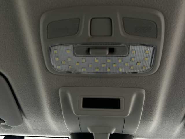 スズキ ジムニー XC 大阪府 2019(平31)年 4万km ジャングルグリーン ECLIPSEメモリーナビゲーション/SD/DVD/Bluetooth/フルセグ/スズキセーフティサポート/・デュアルセンサーブレーキサポート/・誤発信抑制機能/・車線逸脱警報機能/・ふらつき警報機能/・先行車発進お知らせ機能/・標識認識機能/・ハイビームアシスト/クルーズコントロール/ETC/オートライト/ヘッドライトウォッシャー/前席シートヒーター/フロントフォグライト/純正アルミホイール/スペアキー