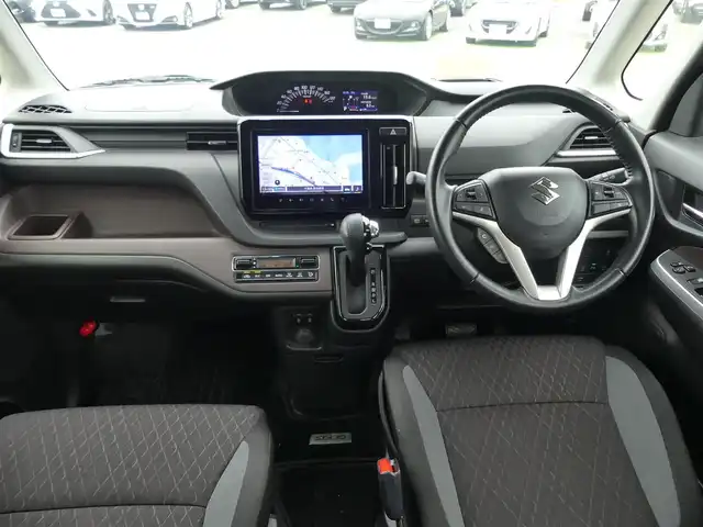 スズキ ソリオ バンディット HV MV 千葉県 2020(令2)年 7.1万km ピュアホワイトP 165/70R14/デュアルカメラブレーキサポート/レーダークルーズコントロール/アイドリングストップ/両側パワースライドドア/純正メモリーナビ/地デジTV/【DVD/CD再生機能　Bluetooth接続】/【Apple CarPlay　Android Auto対応】/全方位モニター/ドライブレコーダー（前後撮影）/ヘッドアップディスプレイ/革巻きステアリング/ETC/LEDヘッドライト/フォグライト/ウインカーミラー/コーナーセンサー/純正14インチアルミホイル/サイド/カーテンエアバッグ/携帯リモコン