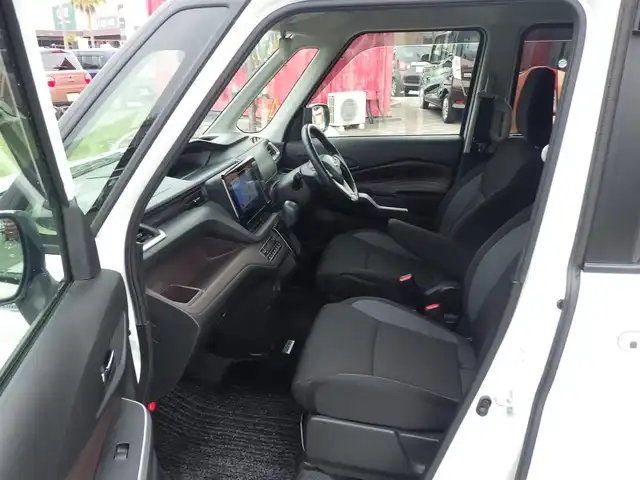 スズキ ソリオ バンディット HV MV 千葉県 2020(令2)年 7.1万km ピュアホワイトP 165/70R14/デュアルカメラブレーキサポート/レーダークルーズコントロール/アイドリングストップ/両側パワースライドドア/純正メモリーナビ/地デジTV/【DVD/CD再生機能　Bluetooth接続】/【Apple CarPlay　Android Auto対応】/全方位モニター/ドライブレコーダー（前後撮影）/ヘッドアップディスプレイ/革巻きステアリング/ETC/LEDヘッドライト/フォグライト/ウインカーミラー/コーナーセンサー/純正14インチアルミホイル/サイド/カーテンエアバッグ/携帯リモコン