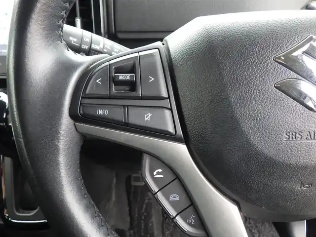 スズキ ソリオ バンディット HV MV 千葉県 2020(令2)年 7.1万km ピュアホワイトP 165/70R14/デュアルカメラブレーキサポート/レーダークルーズコントロール/アイドリングストップ/両側パワースライドドア/純正メモリーナビ/地デジTV/【DVD/CD再生機能　Bluetooth接続】/【Apple CarPlay　Android Auto対応】/全方位モニター/ドライブレコーダー（前後撮影）/ヘッドアップディスプレイ/革巻きステアリング/ETC/LEDヘッドライト/フォグライト/ウインカーミラー/コーナーセンサー/純正14インチアルミホイル/サイド/カーテンエアバッグ/携帯リモコン