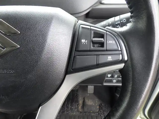 スズキ ソリオ バンディット HV MV 千葉県 2020(令2)年 7.1万km ピュアホワイトP 165/70R14/デュアルカメラブレーキサポート/レーダークルーズコントロール/アイドリングストップ/両側パワースライドドア/純正メモリーナビ/地デジTV/【DVD/CD再生機能　Bluetooth接続】/【Apple CarPlay　Android Auto対応】/全方位モニター/ドライブレコーダー（前後撮影）/ヘッドアップディスプレイ/革巻きステアリング/ETC/LEDヘッドライト/フォグライト/ウインカーミラー/コーナーセンサー/純正14インチアルミホイル/サイド/カーテンエアバッグ/携帯リモコン