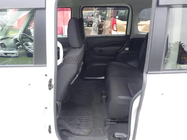 スズキ ソリオ バンディット HV MV 千葉県 2020(令2)年 7.1万km ピュアホワイトP 165/70R14/デュアルカメラブレーキサポート/レーダークルーズコントロール/アイドリングストップ/両側パワースライドドア/純正メモリーナビ/地デジTV/【DVD/CD再生機能　Bluetooth接続】/【Apple CarPlay　Android Auto対応】/全方位モニター/ドライブレコーダー（前後撮影）/ヘッドアップディスプレイ/革巻きステアリング/ETC/LEDヘッドライト/フォグライト/ウインカーミラー/コーナーセンサー/純正14インチアルミホイル/サイド/カーテンエアバッグ/携帯リモコン