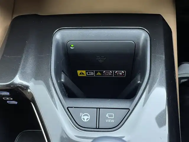 トヨタ クラウン スポーツ Z 埼玉県 2024(令6)年 1.4万km グレーⅡ パノラマルーフ　純正１２．３インチナビ　パノラミックビューモニター　ＢＳＭ　ＨＵＤ　茶レザー　ビルトインＥＴＣ２．０　デジタルインナーミラー　ワイヤレス充電　ステアリングヒーター　メモリシート　ＬＥＤ