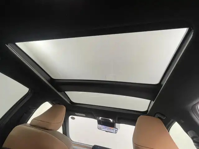 トヨタ クラウン スポーツ Z 埼玉県 2024(令6)年 1.4万km グレーⅡ パノラマルーフ　純正１２．３インチナビ　パノラミックビューモニター　ＢＳＭ　ＨＵＤ　茶レザー　ビルトインＥＴＣ２．０　デジタルインナーミラー　ワイヤレス充電　ステアリングヒーター　メモリシート　ＬＥＤ