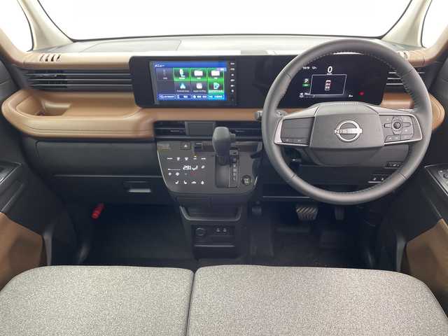 日産 ルークス ハイウェイスター X 千葉県 2025(令7)年 0.1千km ホワイトパール 届出済未使用車/純正ディスプレイオーディオ(HDMI/AMFM/USB/アップルカーケア/アンドロイドオート）/タイプC給電/両側パワースライドドア/レザーハンドル/ステアリングリモコン/Bカメラ/純正AW/LEDヘッドライト/ISOFIX