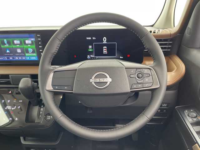 日産 ルークス ハイウェイスター X 千葉県 2025(令7)年 0.1千km ホワイトパール 届出済未使用車/純正ディスプレイオーディオ(HDMI/AMFM/USB/アップルカーケア/アンドロイドオート）/タイプC給電/両側パワースライドドア/レザーハンドル/ステアリングリモコン/Bカメラ/純正AW/LEDヘッドライト/ISOFIX