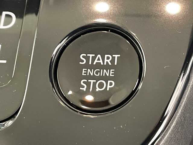 日産 ルークス ハイウェイスター X 千葉県 2025(令7)年 0.1千km ホワイトパール 届出済未使用車/純正ディスプレイオーディオ(HDMI/AMFM/USB/アップルカーケア/アンドロイドオート）/タイプC給電/両側パワースライドドア/レザーハンドル/ステアリングリモコン/Bカメラ/純正AW/LEDヘッドライト/ISOFIX