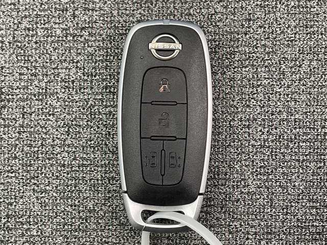 日産 ルークス ハイウェイスター X 千葉県 2025(令7)年 0.1千km ホワイトパール 届出済未使用車/純正ディスプレイオーディオ(HDMI/AMFM/USB/アップルカーケア/アンドロイドオート）/タイプC給電/両側パワースライドドア/レザーハンドル/ステアリングリモコン/Bカメラ/純正AW/LEDヘッドライト/ISOFIX