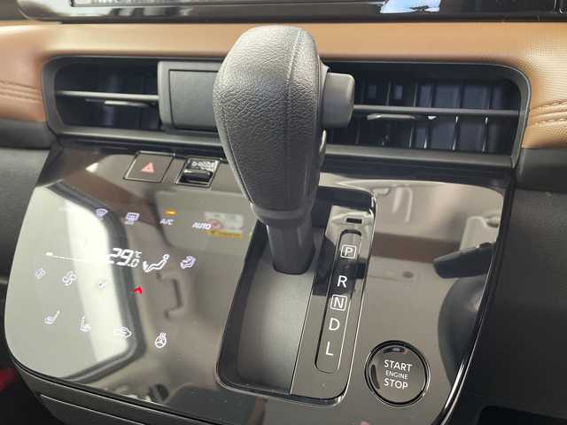 日産 ルークス ハイウェイスター X 千葉県 2025(令7)年 0.1千km ホワイトパール 届出済未使用車/純正ディスプレイオーディオ(HDMI/AMFM/USB/アップルカーケア/アンドロイドオート）/タイプC給電/両側パワースライドドア/レザーハンドル/ステアリングリモコン/Bカメラ/純正AW/LEDヘッドライト/ISOFIX