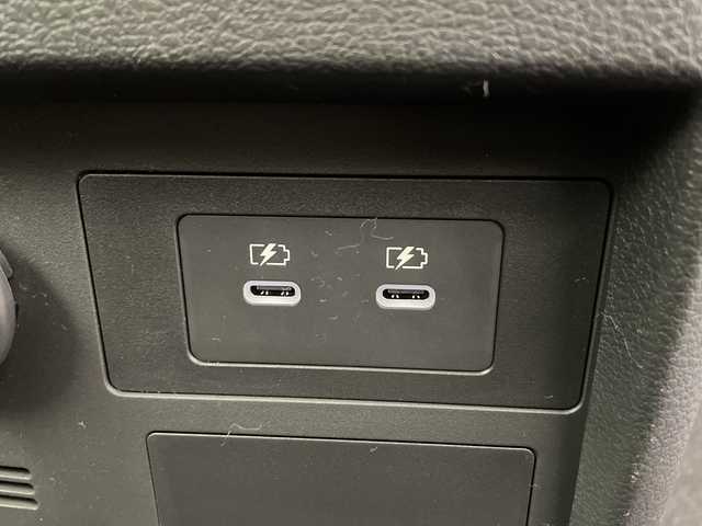 日産 ルークス ハイウェイスター X 千葉県 2025(令7)年 0.1千km ホワイトパール 届出済未使用車/純正ディスプレイオーディオ(HDMI/AMFM/USB/アップルカーケア/アンドロイドオート）/タイプC給電/両側パワースライドドア/レザーハンドル/ステアリングリモコン/Bカメラ/純正AW/LEDヘッドライト/ISOFIX