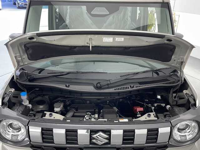 スズキ スペーシア ギア HYBRID XZターボ 長野県 2025(令7)年 0.1千km モスグレーメタリック 4WD/届出済未使用車/スズキセーフティーサポート/アダプティブクルーズコントロール/レーンキープアシスト/衝突軽減ブレーキ/コーナーセンサー/両側パワースライドドア/ステアリングスイッチ/ステアリングヒーター/前席シートヒーター/LEDヘッドライト/オートライト/ヘッドライトレベライザー/電動格納ミラー/ウィンカーミラー/電動ホールド/2列目サンシェード/純正14インチAW装着/ルーフレール/プッシュスタート/スマートキー/スペアキー1本