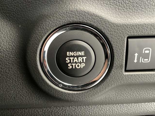 スズキ スペーシア ギア HYBRID XZターボ 長野県 2025(令7)年 0.1千km モスグレーメタリック 4WD/届出済未使用車/スズキセーフティーサポート/アダプティブクルーズコントロール/レーンキープアシスト/衝突軽減ブレーキ/コーナーセンサー/両側パワースライドドア/ステアリングスイッチ/ステアリングヒーター/前席シートヒーター/LEDヘッドライト/オートライト/ヘッドライトレベライザー/電動格納ミラー/ウィンカーミラー/電動ホールド/2列目サンシェード/純正14インチAW装着/ルーフレール/プッシュスタート/スマートキー/スペアキー1本