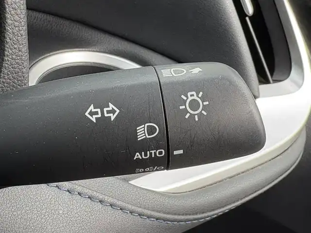 トヨタ ヴォクシー S－Z 大分県 2023(令5)年 1.8万km アティチュードブラックマイカ ・ナビ(CD/DVD/BT/SD/Miracast/HDMI)/・バックモニター/・GRエアロ/・フルセグテレビ/・フリップダウンモニター/・両側パワースライドドア/・プリクラッシュセーフティ/・レーンキープアシスト/・レーダークルーズコントロール/・ドライブレコーダー/・ETC 2.0/・オートハイビーム/・ステアリングリモコン/・スマートキー/・プッシュスタートボタン/・純正アルミホイール