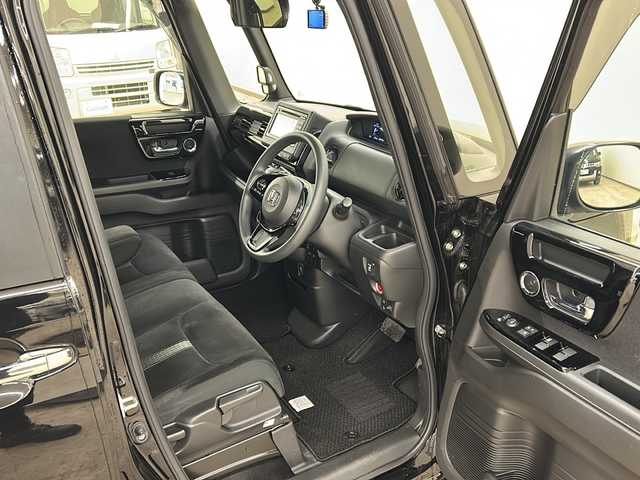 ホンダ Ｎ ＢＯＸ カスタム L 道央・札幌 2021(令3)年 4万km クリスタルブラックパール ワンオーナー/メモリナビ/ワンセグテレビ/バックカメラ/クルーズコントロール/ドアバイザー/プッシュスタート/ETC/ドライブレコーダー/エンジンスターター/４WD/片側パワースライドドア