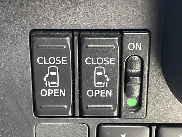 トヨタ タンク カスタムG 福岡県 2019(令1)年 4.9万km パールホワイトⅢ 純正9型SDナビ(フルセグTV/CD/DVD/BT)/バックカメラ/トヨタセーフティ/コーナーセンサー/クルコン/両側電動/ドラレコ/ETC/シートヒーター/USB/HDMI/純正フロアマット/純正アルミホイール/純正LED/スペアキー/プッシュスタート/スマートキー