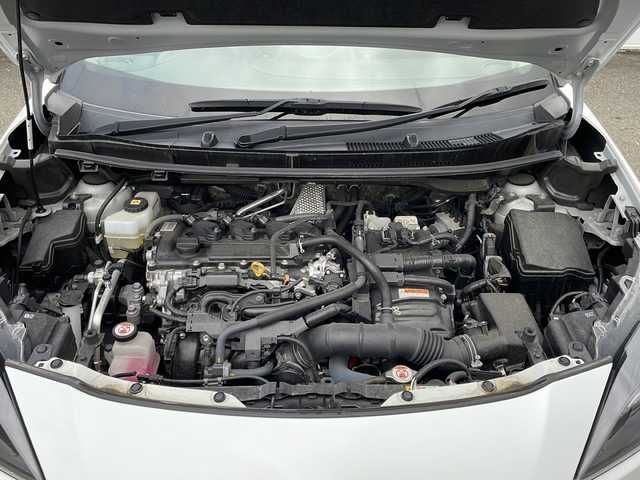 トヨタ ヤリスクロス ハイブリッド G 岩手県 2020(令2)年 8.7万km ホワイトパールクリスタルシャイン モデリスタ 寒冷地仕様 8型ナビ ドラレコ バックC レーダークルーズ BSM ビルドインETC ダウンヒルアシスト コーナーセンサー ステアスイッチ オートLEDヘッドライト フォグランプ 純正16インチAW スマートキー