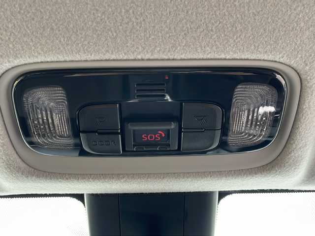 トヨタ ヤリスクロス ハイブリッド G 岩手県 2020(令2)年 8.7万km ホワイトパールクリスタルシャイン モデリスタ 寒冷地仕様 8型ナビ ドラレコ バックC レーダークルーズ BSM ビルドインETC ダウンヒルアシスト コーナーセンサー ステアスイッチ オートLEDヘッドライト フォグランプ 純正16インチAW スマートキー