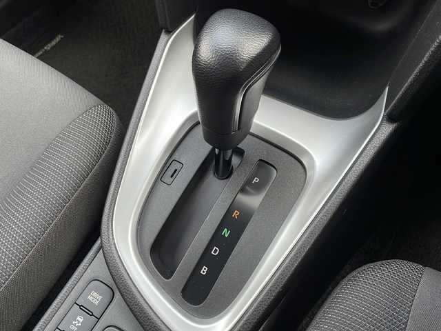 トヨタ ヤリスクロス ハイブリッド G 岩手県 2020(令2)年 8.7万km ホワイトパールクリスタルシャイン モデリスタ 寒冷地仕様 8型ナビ ドラレコ バックC レーダークルーズ BSM ビルドインETC ダウンヒルアシスト コーナーセンサー ステアスイッチ オートLEDヘッドライト フォグランプ 純正16インチAW スマートキー