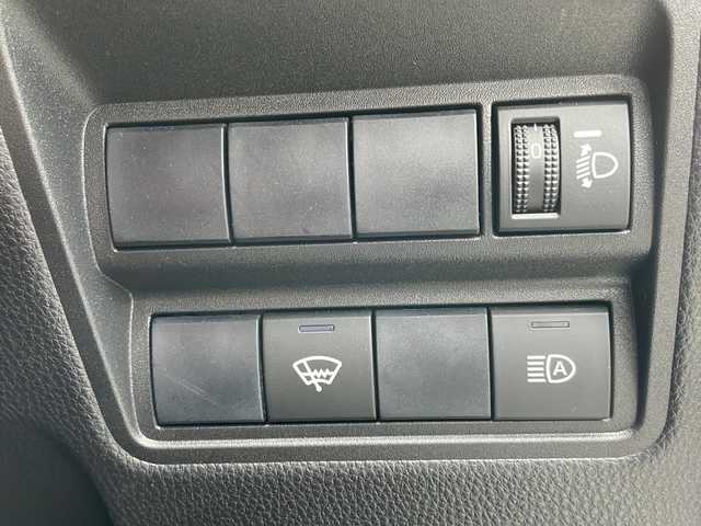 トヨタ ヤリスクロス ハイブリッド G 岩手県 2020(令2)年 8.7万km ホワイトパールクリスタルシャイン モデリスタ 寒冷地仕様 8型ナビ ドラレコ バックC レーダークルーズ BSM ビルドインETC ダウンヒルアシスト コーナーセンサー ステアスイッチ オートLEDヘッドライト フォグランプ 純正16インチAW スマートキー