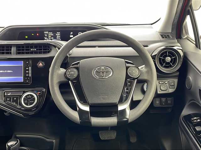 トヨタ アクア S スタイルブラック 栃木県 2020(令2)年 3.8万km スーパーレッドⅤ 社外ナビ/（）/バックカメラ/衝突軽減システム/車線逸脱抑制機能/横滑り防止/パーキングサポートブレーキ/クリアランナソー/先行車発進お知らせ/ビルトインETC/ドライブレコーダー/純正フロアマット/電動格納ミラー/ISOFIX/プッシュスタート/スマートキー/スペアキー