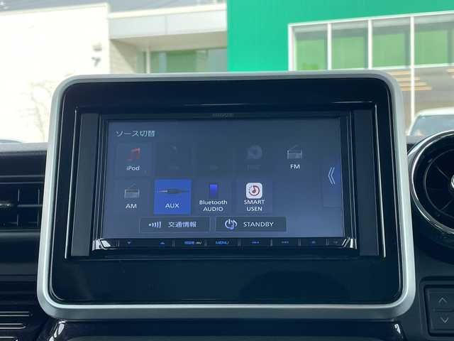 スズキ スペーシア カスタム HYBRID XS 青森県 2023(令5)年 4.3万km ピュアホワイトP 4WD/社外メモリナビ/CD・DVD・Bluetooth・SD/バックカメラ/両側パワースライドドア/合皮コンビシート/前席シートヒーター/ヘッドアップディスプレイ/セーフティサポート/デュアルカメラブレーキサポート/アダプティブクルーズコントロール/車線逸脱警報機能/誤発進抑制機能/ハイビームアシスト/リアパーキングセンサー/前方ドライブレコーダー/ビルトインETC/シートバックテーブル/後席サンシェード/スリムサーキュレーター/LEDヘッドライト/LEDフォグランプ/純正15インチアルミ/スマートキー/プッシュスタート