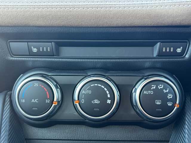 マツダ デミオ XDテーラードブラウン 茨城県 2017(平29)年 9.5万km チタニウムフラッシュマイカ 特別使用車:テーラードブラウン/純正メモリナビ/(地デジTV・CD・DVD・BT・ラジオ再生)/クルーズコントロール/衝突軽減ブレーキ/ETC/オートライト/LEDヘッドライト/純正16inアルミホイール/純正フロアマット/スマートキー/スペアキー/取扱説明書/保証書