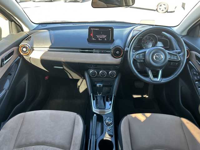 マツダ デミオ XDテーラードブラウン 茨城県 2017(平29)年 9.5万km チタニウムフラッシュマイカ 特別使用車:テーラードブラウン/純正メモリナビ/(地デジTV・CD・DVD・BT・ラジオ再生)/クルーズコントロール/衝突軽減ブレーキ/ETC/オートライト/LEDヘッドライト/純正16inアルミホイール/純正フロアマット/スマートキー/スペアキー/取扱説明書/保証書