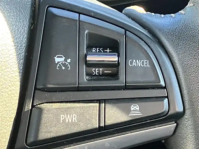 スズキ スペーシア カスタム HYBRID XS 静岡県 2023(令5)年 5.6万km ブルーイッシュブラックパール3 純正9インチナビ（CD/DVD/BT/フルセグ）/全方位カメラ/レーダークルーズコントロール/エンジンスタートボタン/パワーステアリング/パワーウィンドウ/アイドリングストップ/スマートキー/オートエアコン/USB入力端子/ベンチシート/ハーフレザーシート/D席シートヒーター/両側パワースライドドア/純正アルミホイール/ABS/横滑り防止装置/コーナーセンサー/レーンキープアシスト/盗難防止装置/オートライト/オートマチックハイビーム/LEDヘッドライト/Ｗ+サイドエアバッグ/衝突軽減システム