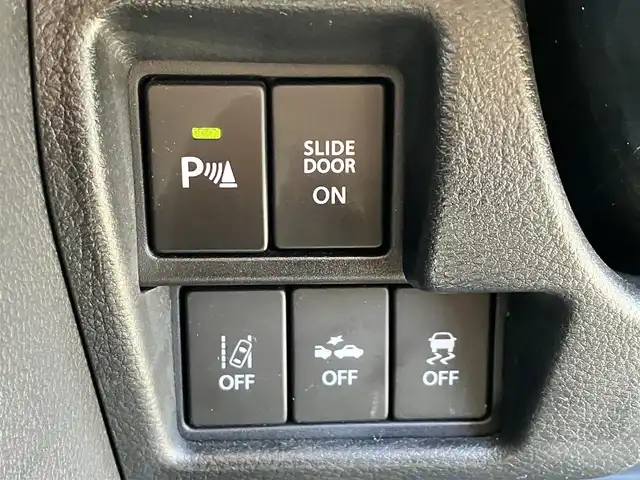 スズキ スペーシア カスタム HYBRID XS 静岡県 2023(令5)年 5.6万km ブルーイッシュブラックパール3 純正9インチナビ（CD/DVD/BT/フルセグ）/全方位カメラ/レーダークルーズコントロール/エンジンスタートボタン/パワーステアリング/パワーウィンドウ/アイドリングストップ/スマートキー/オートエアコン/USB入力端子/ベンチシート/ハーフレザーシート/D席シートヒーター/両側パワースライドドア/純正アルミホイール/ABS/横滑り防止装置/コーナーセンサー/レーンキープアシスト/盗難防止装置/オートライト/オートマチックハイビーム/LEDヘッドライト/Ｗ+サイドエアバッグ/衝突軽減システム