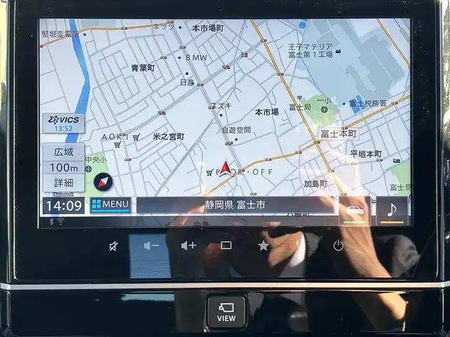 スズキ スペーシア カスタム HYBRID XS 静岡県 2023(令5)年 5.6万km ブルーイッシュブラックパール3 純正9インチナビ（CD/DVD/BT/フルセグ）/全方位カメラ/レーダークルーズコントロール/エンジンスタートボタン/パワーステアリング/パワーウィンドウ/アイドリングストップ/スマートキー/オートエアコン/USB入力端子/ベンチシート/ハーフレザーシート/D席シートヒーター/両側パワースライドドア/純正アルミホイール/ABS/横滑り防止装置/コーナーセンサー/レーンキープアシスト/盗難防止装置/オートライト/オートマチックハイビーム/LEDヘッドライト/Ｗ+サイドエアバッグ/衝突軽減システム