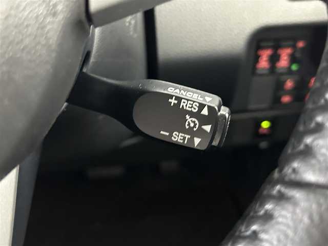 トヨタ タンク カスタムG 愛知県 2018(平30)年 2.4万km ブラックマイカメタリック 純正ナビ　/バックカメラ　/前方ドライブレコーダー　/両側パワースライドドア　/前後クリアランスソナー　/運転席・助手席シートヒーター　/スマートアシスト　/・衝突軽減ブレーキ/・車線逸脱警報/・先行車発進お知らせ/オートライト　/ＬＥＤヘッドライト　/オートマチックハイビーム/クルーズコントロール/純正フロアマット/純正１４インチAW/スマートキー/プッシュスタート