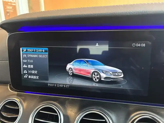 メルセデス・ベンツ Ｅ２００ アバンギャルド スポーツ 宮城県 2016(平28)年 3.9万km イリジウムシルバー 純正メモリナビ/AppleCarPlay/AndroidAuto/全周囲カメラ/Bluetooth対応/ACC/ESP/道路標識アシスト/アクティブレーンキープアシスト/アクティブブレーキアシスト/ブラインドスポットアシスト/メモリ機能付きパワーシート/本革シート(黒)/シートヒーター/LEDヘッドライト/パノラミックサンルーフ/ヘッドアップディスプレイ/電動格納ミラー/パフュームアトマイザー/アンビエントライト/パドルシフト/純正フロアマット/レーザー探知機/純正19インチAW